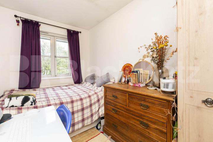 Spacious split level two double bedroom private property Bergholt Mews, Camden